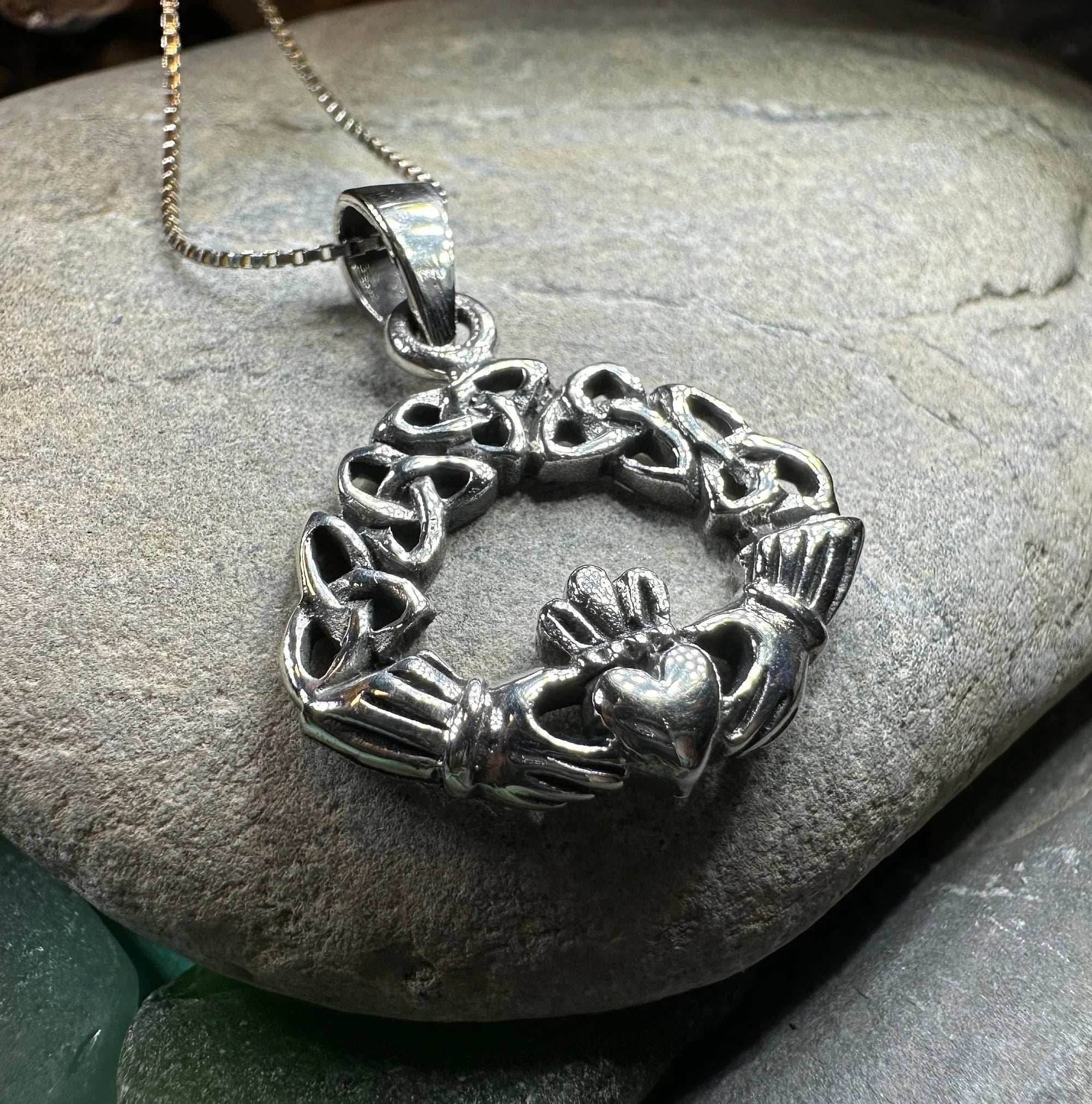 Claddagh Trinity Knot Necklace - 18