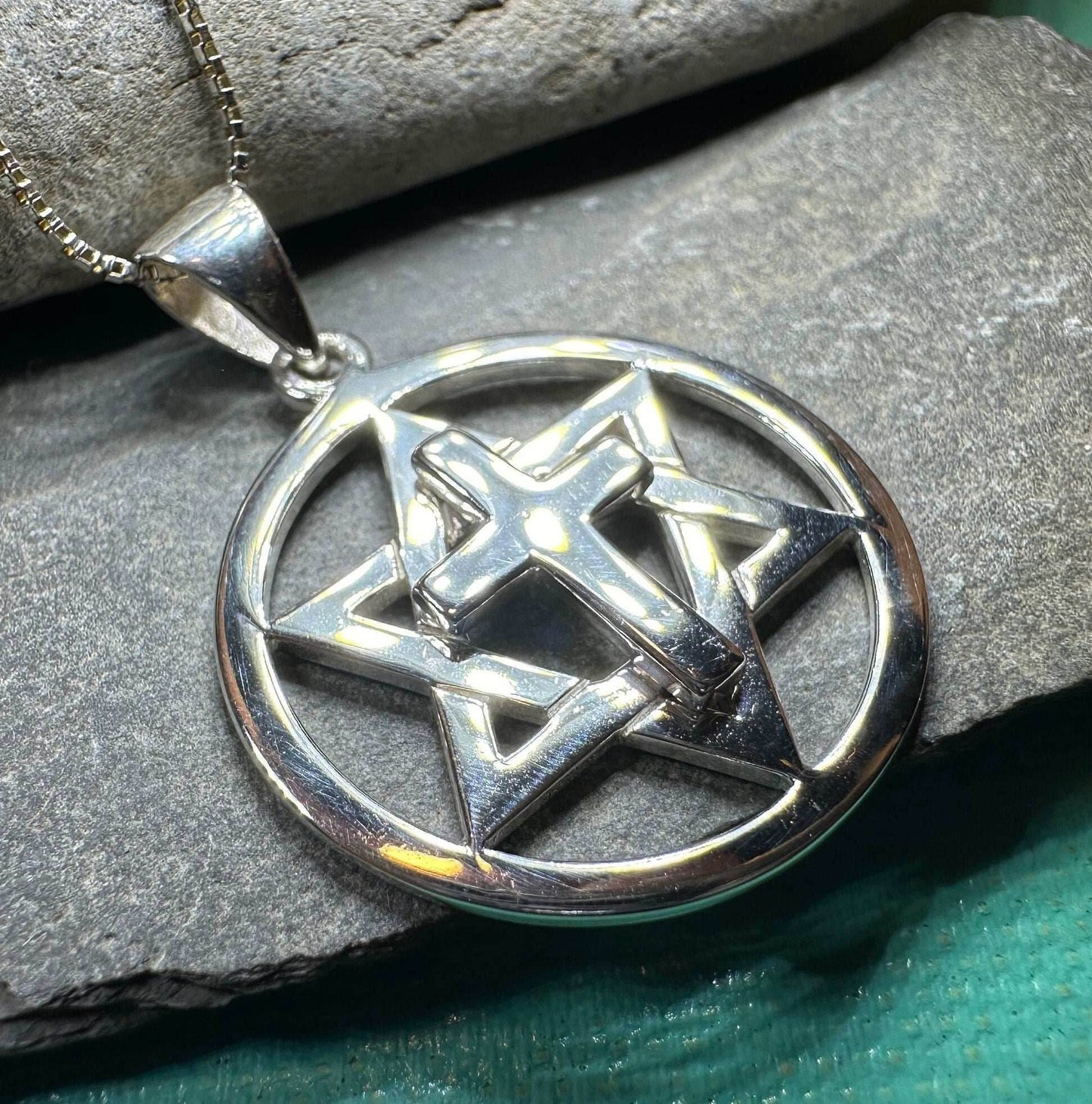Star of David Cross Necklace - 18