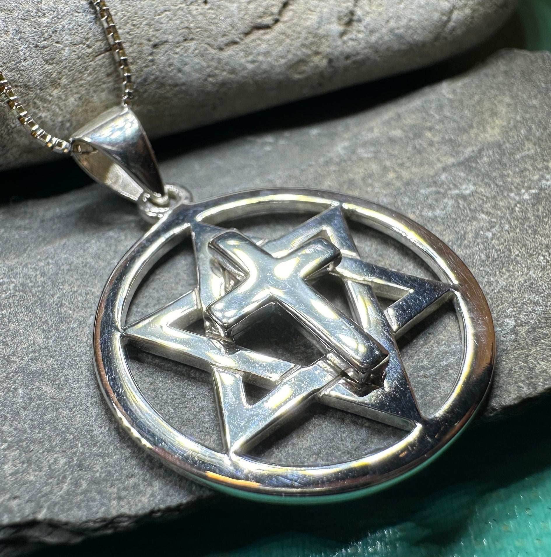 Star of David Cross Necklace - 18
