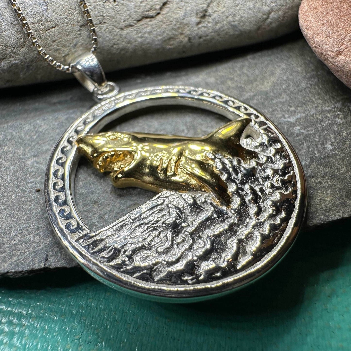 Great White Shark Necklace - 18