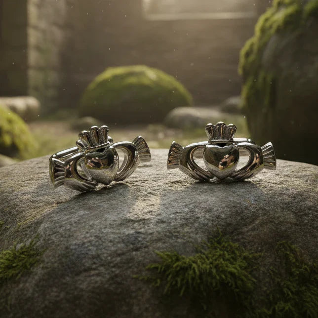 Fíorghrá Claddagh Cuff Links