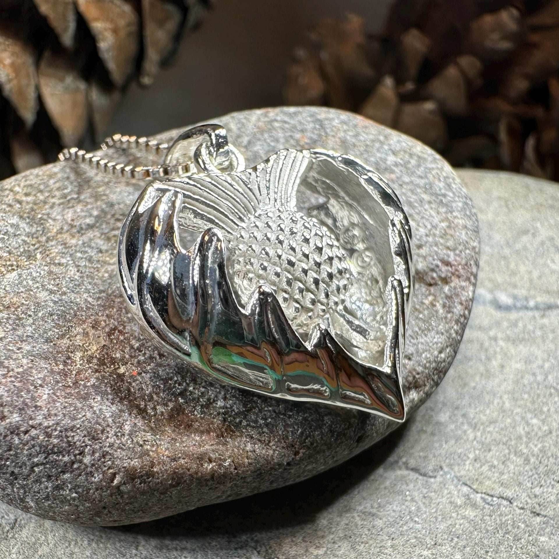 Annora Scottish Thistle Necklace - 18