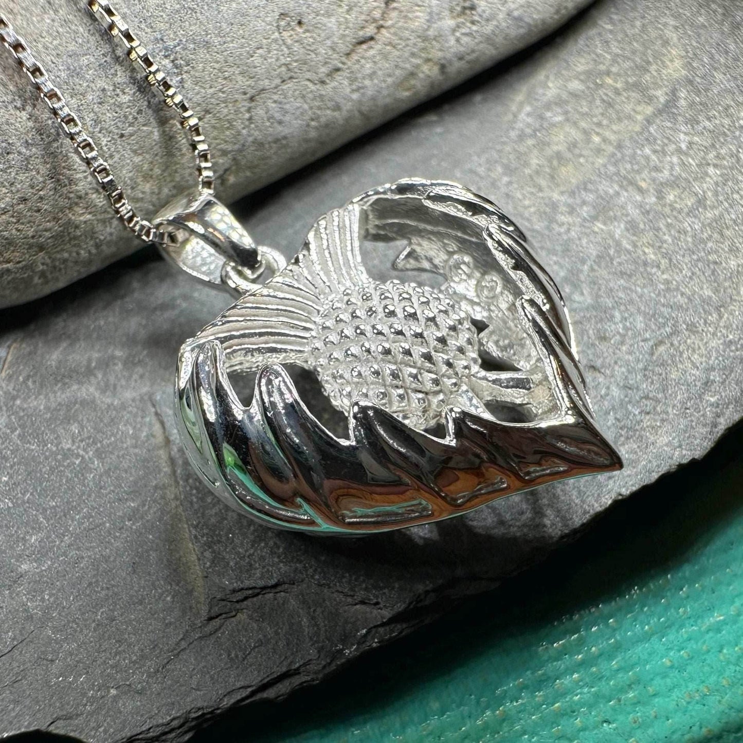 Annora Scottish Thistle Necklace - 18