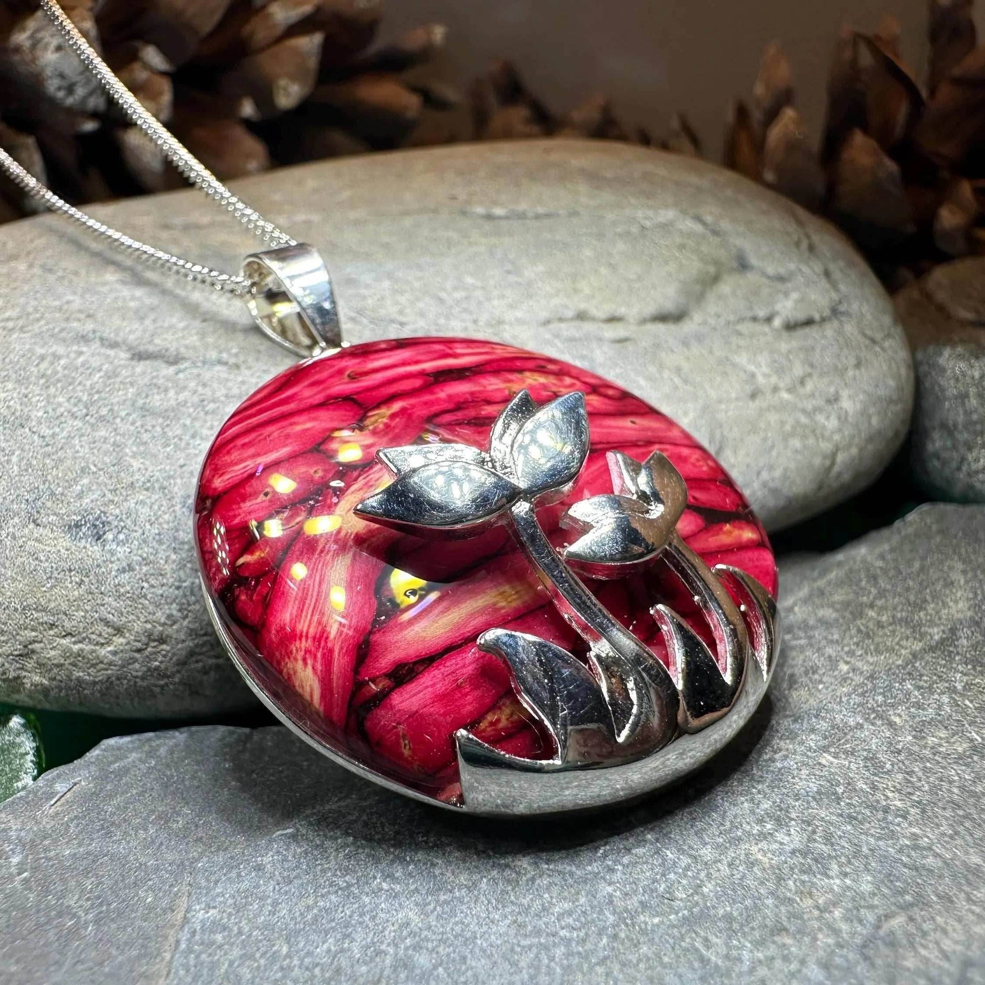 Heathergems Celtic Flower Necklace - Green