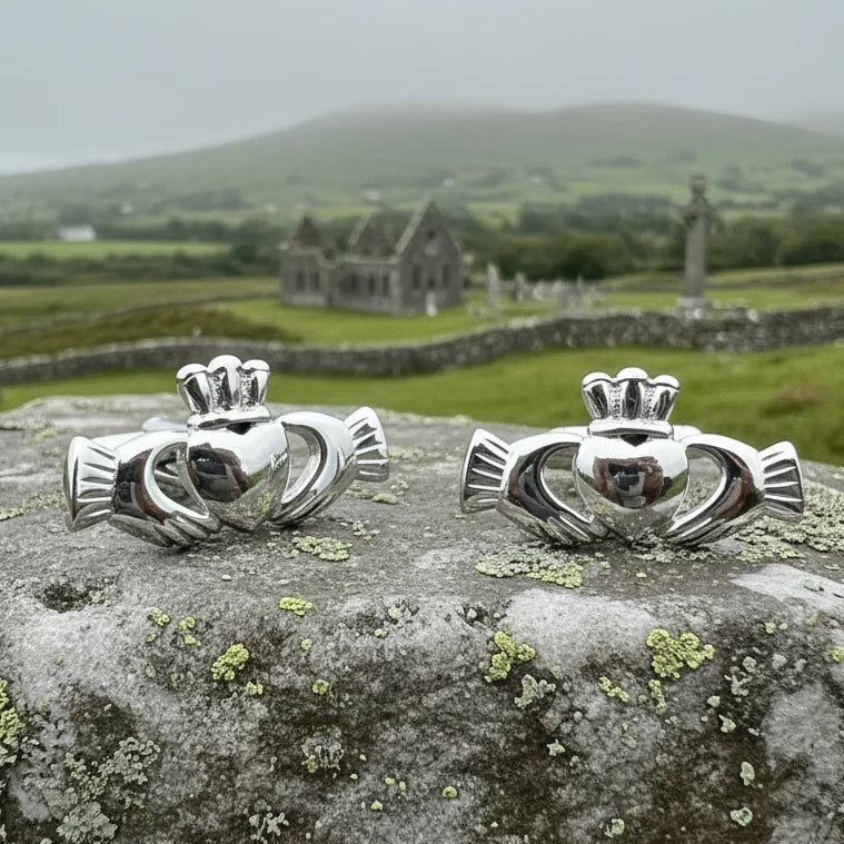 Fíorghrá Claddagh Cuff Links