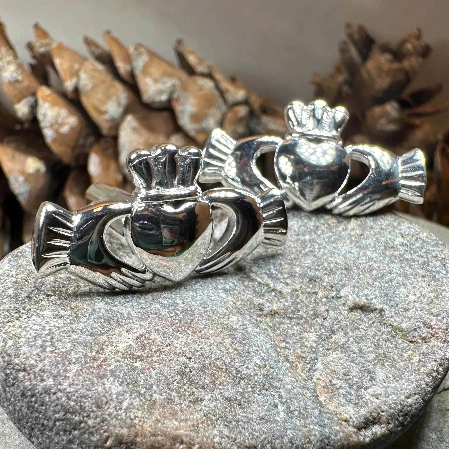 Fíorghrá Claddagh Cuff Links - 