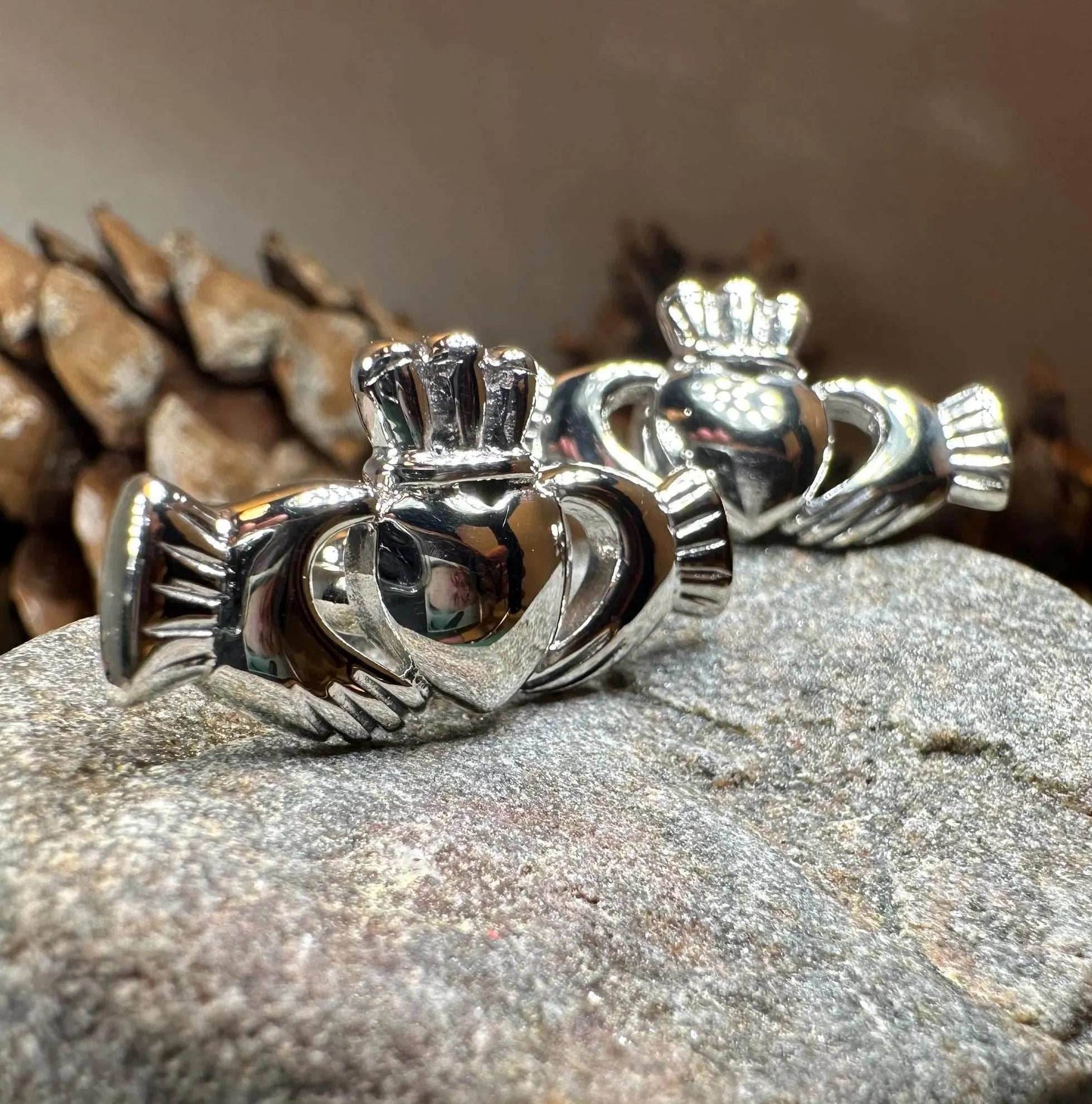 Fíorghrá Claddagh Cuff Links - 