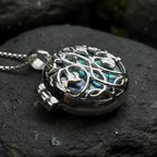 Ceangailte Celtic Tree Locket Necklace