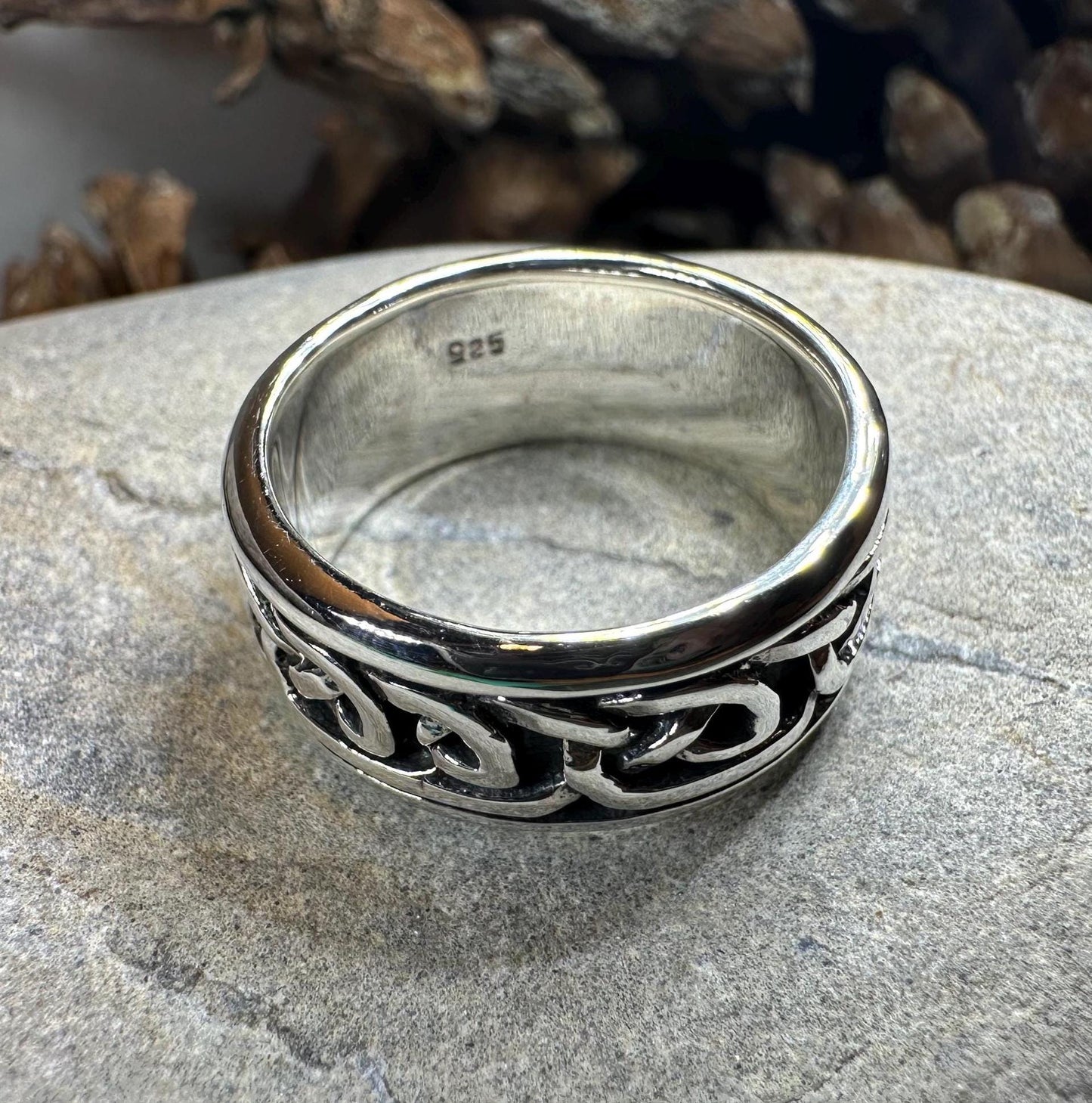 Geall Celtic Ring