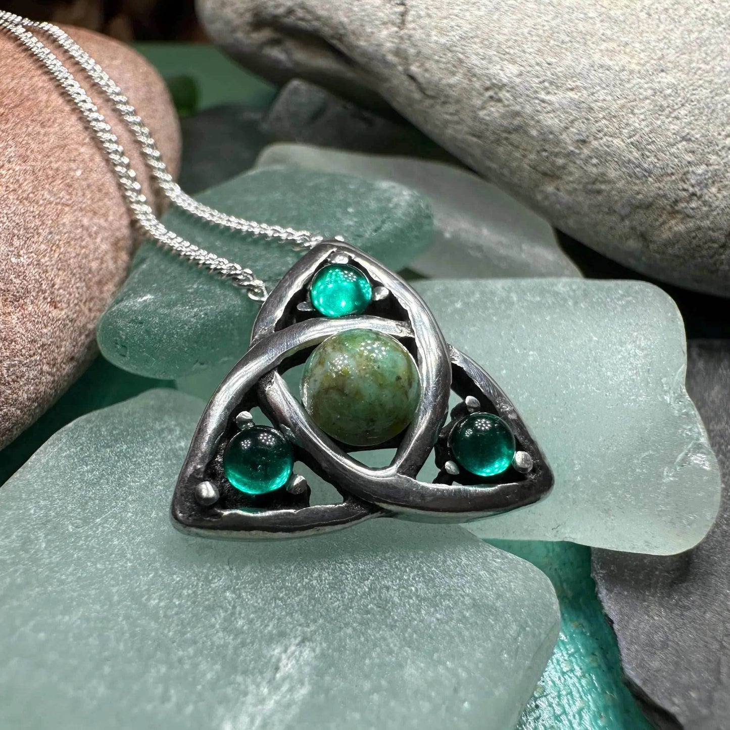 Elven Trinity Knot Necklace - Green Marble