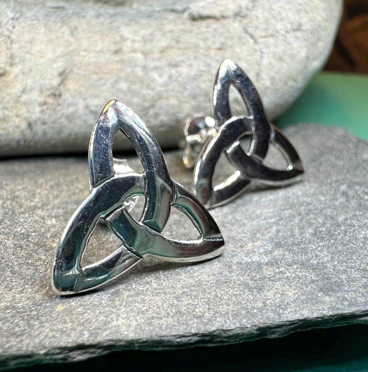 Zephyr Celtic Trinity Knot Earrings - 