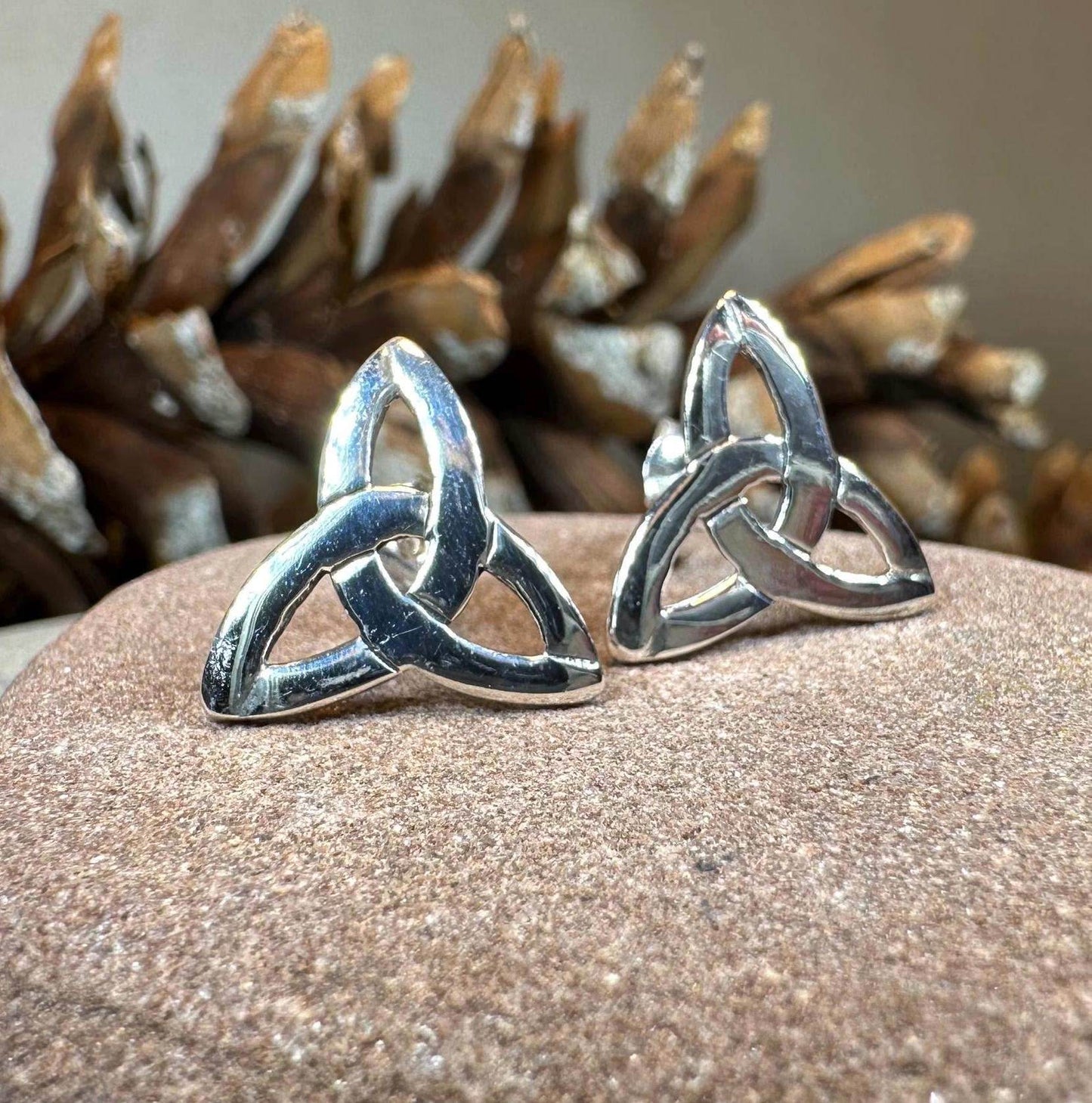 Zephyr Celtic Trinity Knot Earrings - 