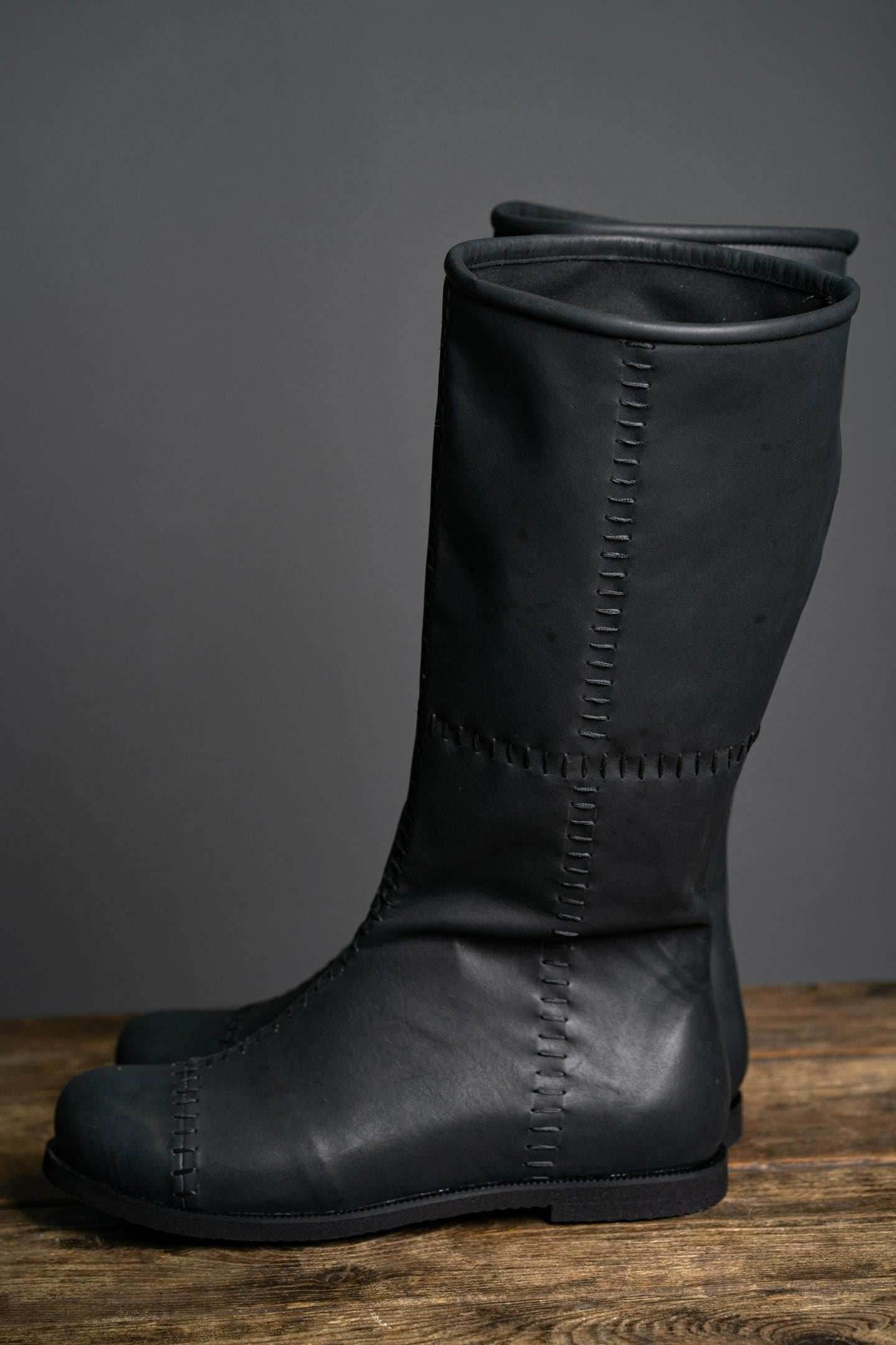 Aragorn's Black Leather Boots - 