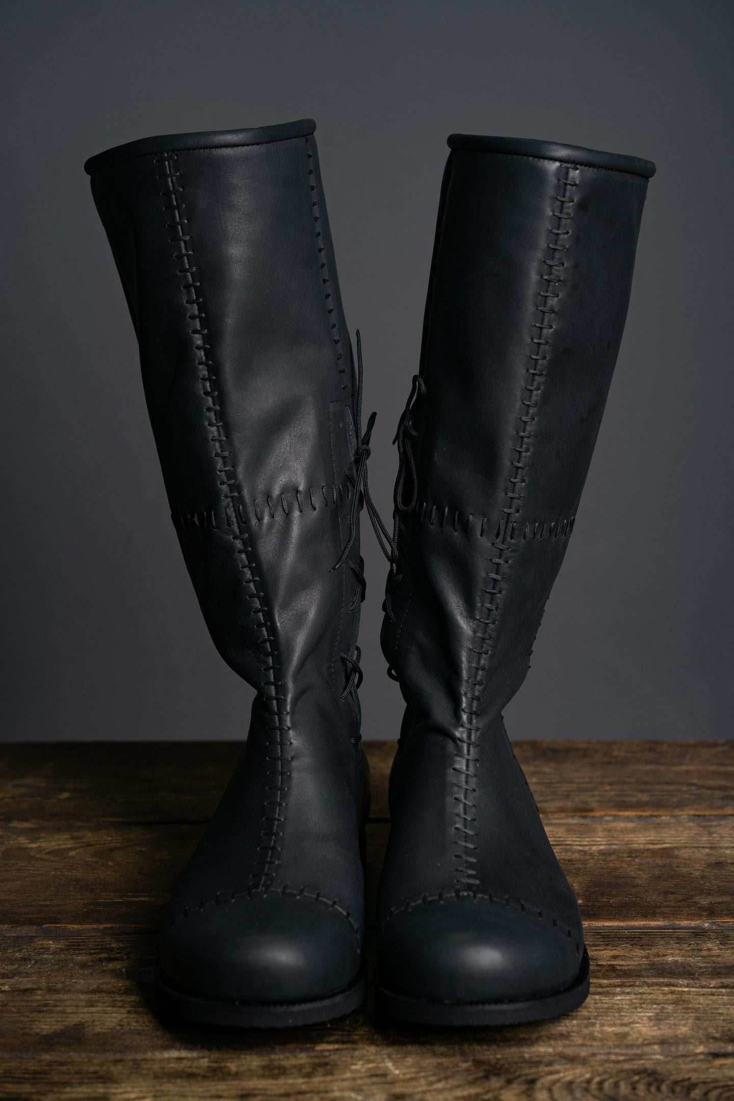 Aragorn's Black Leather Boots - 