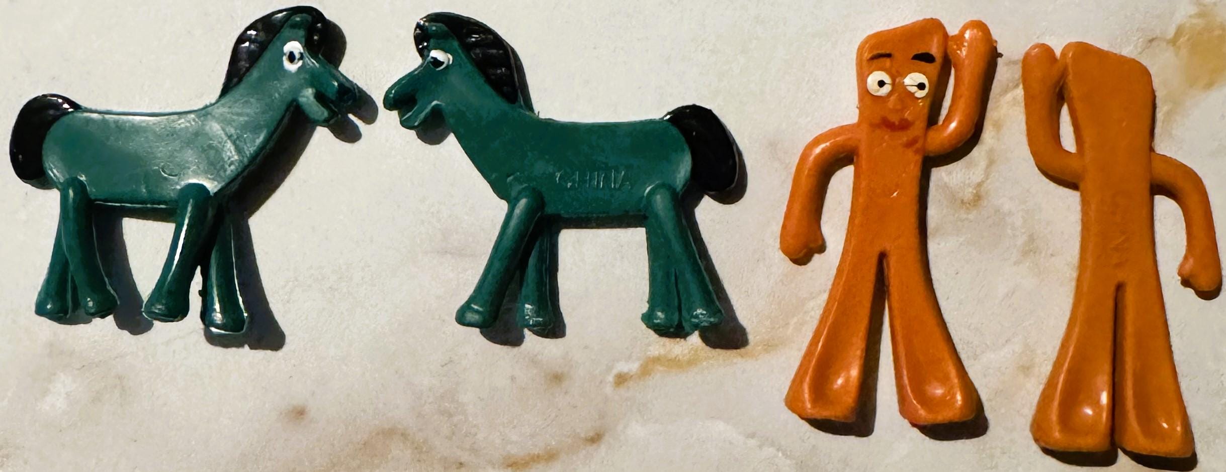 Vintage Gumby & Pokey Mini Figurine Set Bendable Vinyl Toys Green and Orange Claymation Characters Ornament 🍎