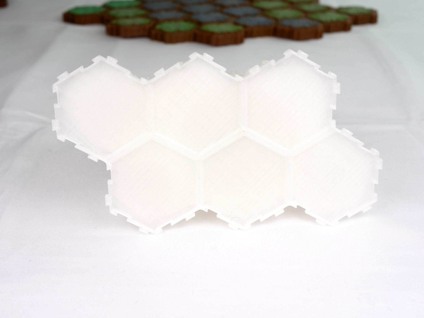 Large Outcrop Hero Scape Single Hex Obstacle | Tabletop Terrain Structure Piece | Miniature Board Game | DnD Role Play Game for heroscape - Iceberg (Clear)