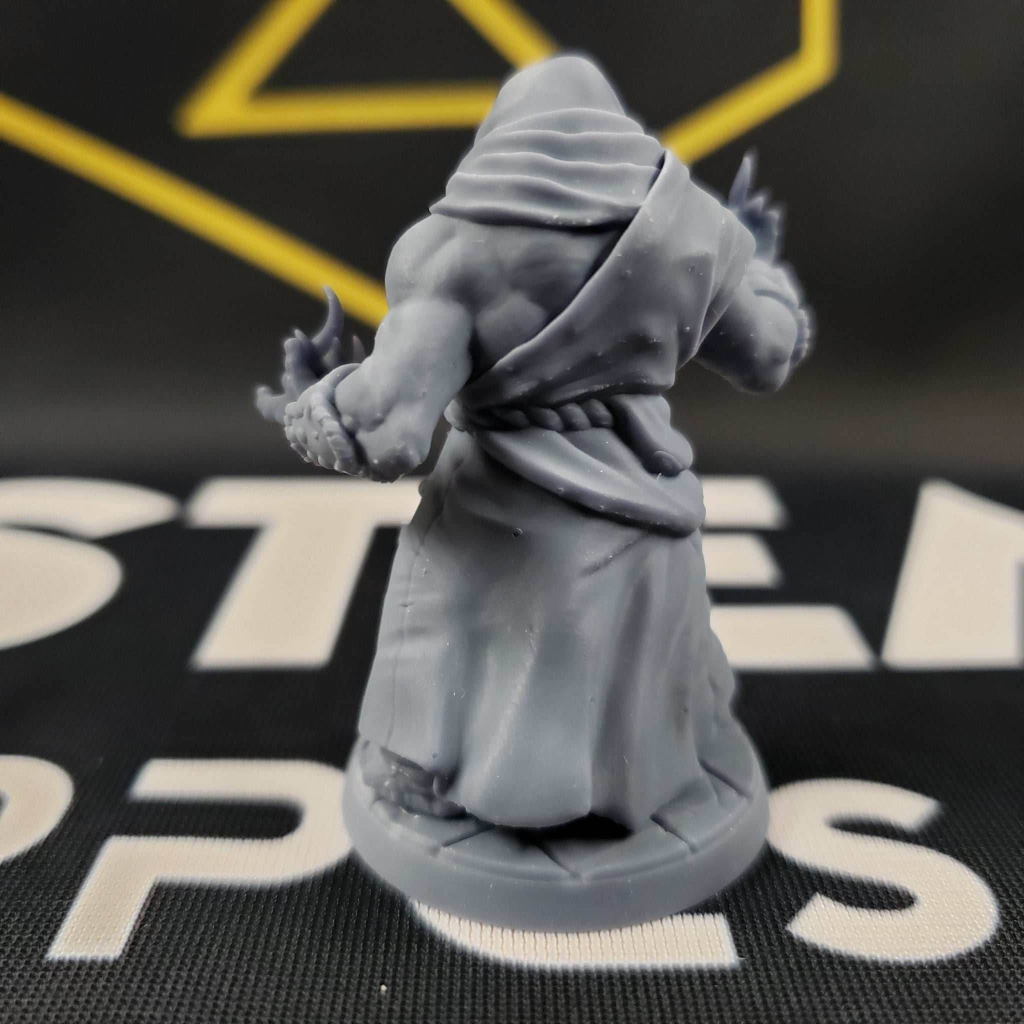 Ivory Priest - Sculpt B (Male Loxodon Monk) - No Hood / Fist / Fist