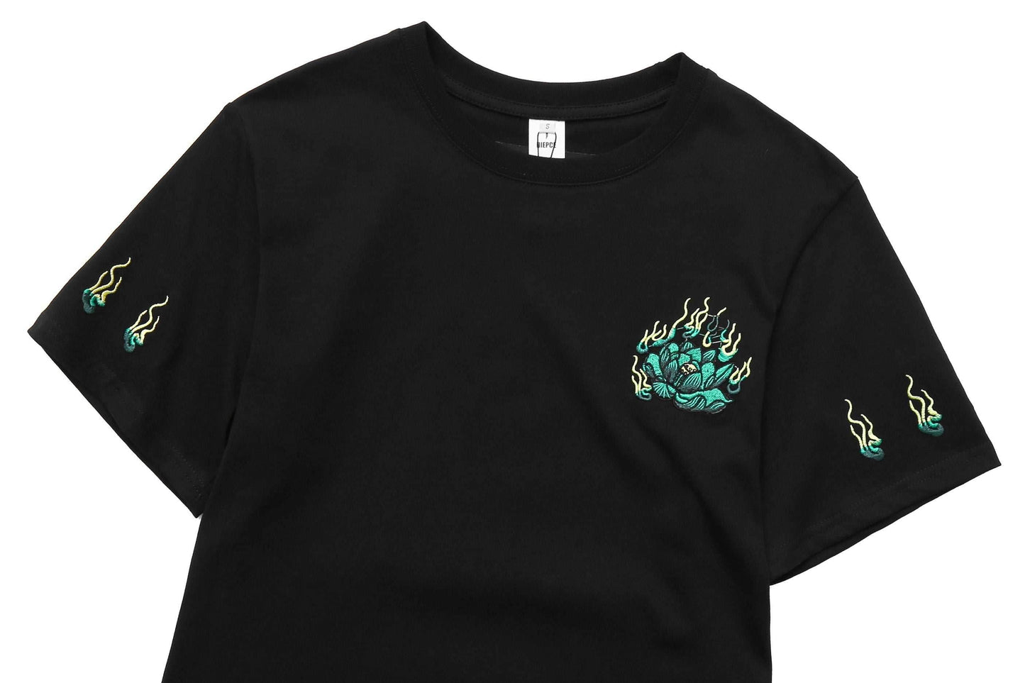 KH2820 Emerald Kirin Embroidery Tee - White / S