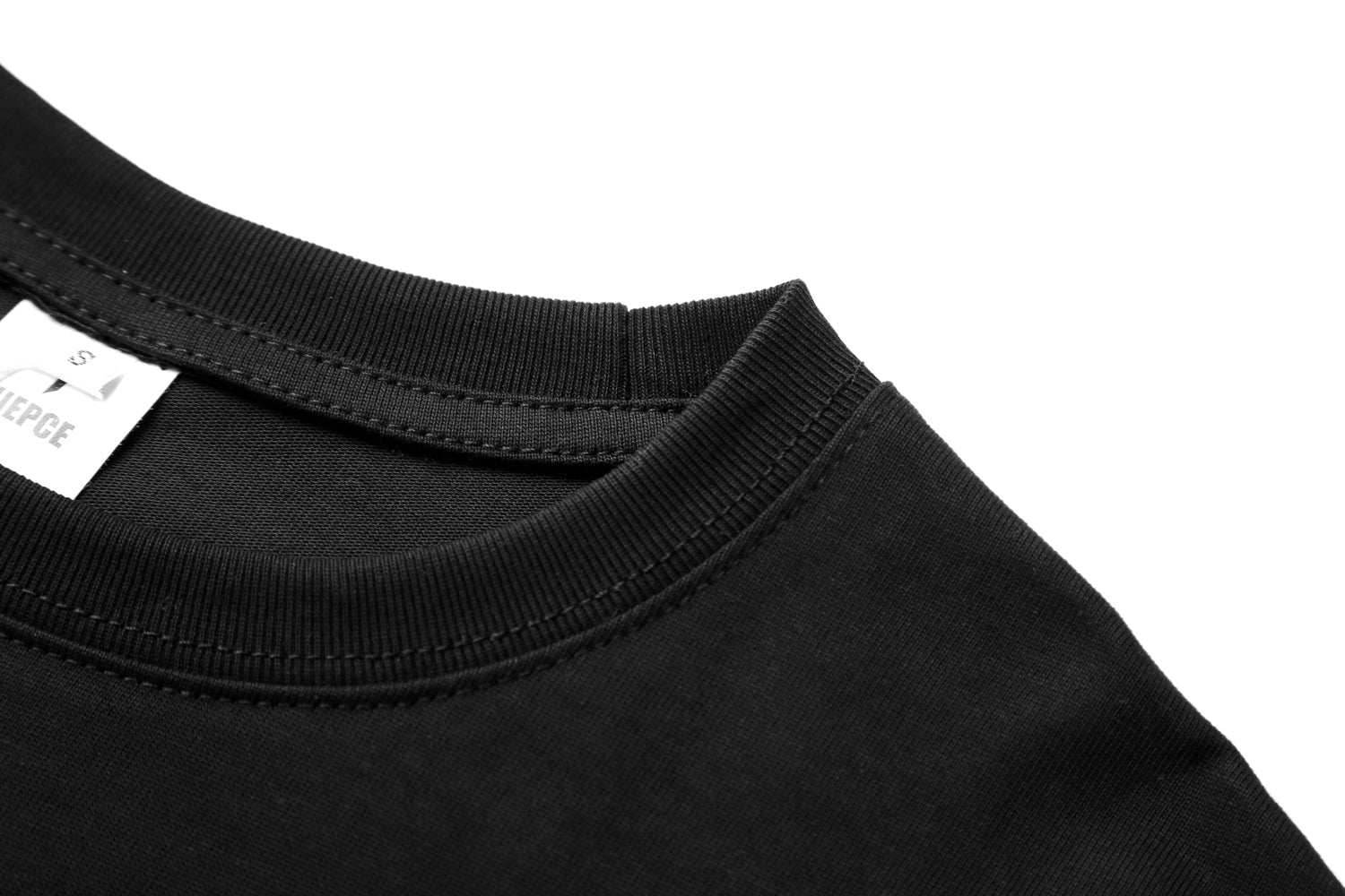 KH880 Koi Embroidery Tee - Black / S