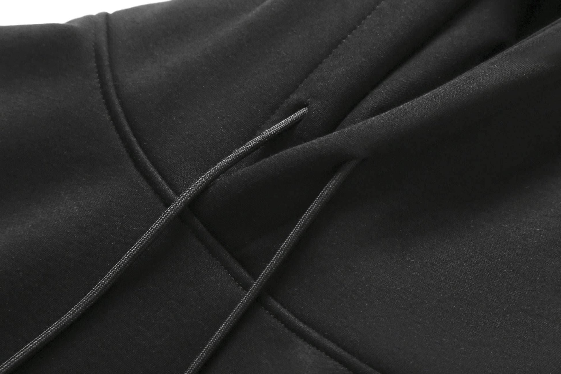 KH9011 Striking Phoenix Embroidery Hoodie - Black / S