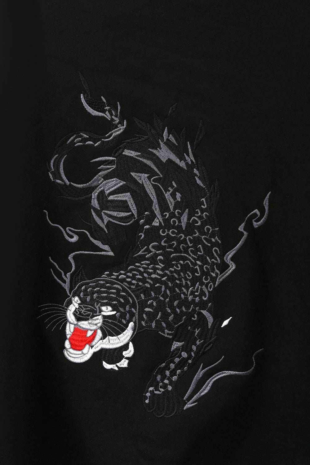 KH9202 Raging Panther Embroidery Hoodie - White / S
