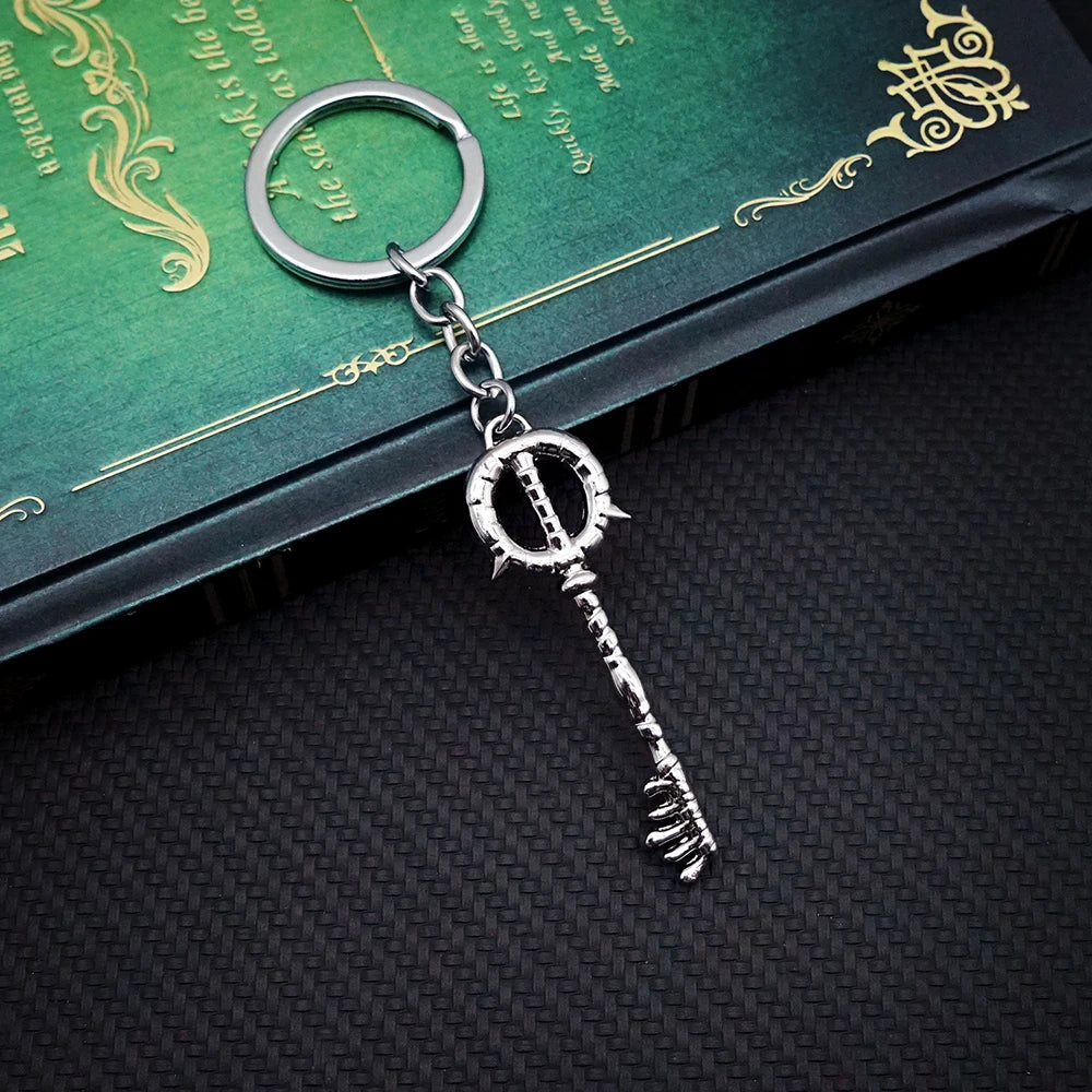 Kingdom Hearts Keychain Sora Key Keyblade Weapon Keyring Keychains for Men Game Accessories Car Key Ring Pendant llaveros