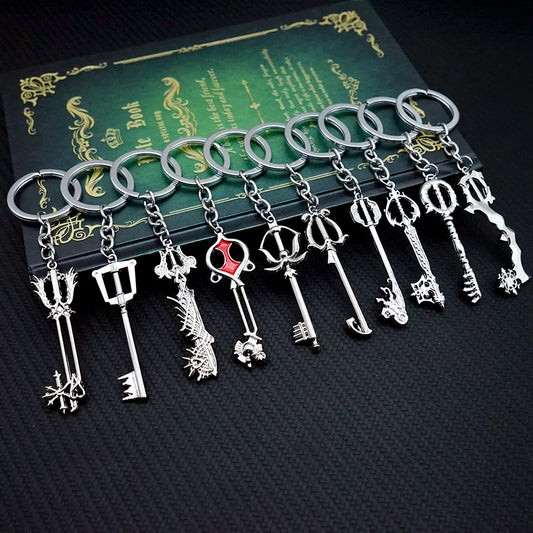 Kingdom Hearts Keychain Sora Key Keyblade Weapon Keyring Keychains for Men Game Accessories Car Key Ring Pendant llaveros