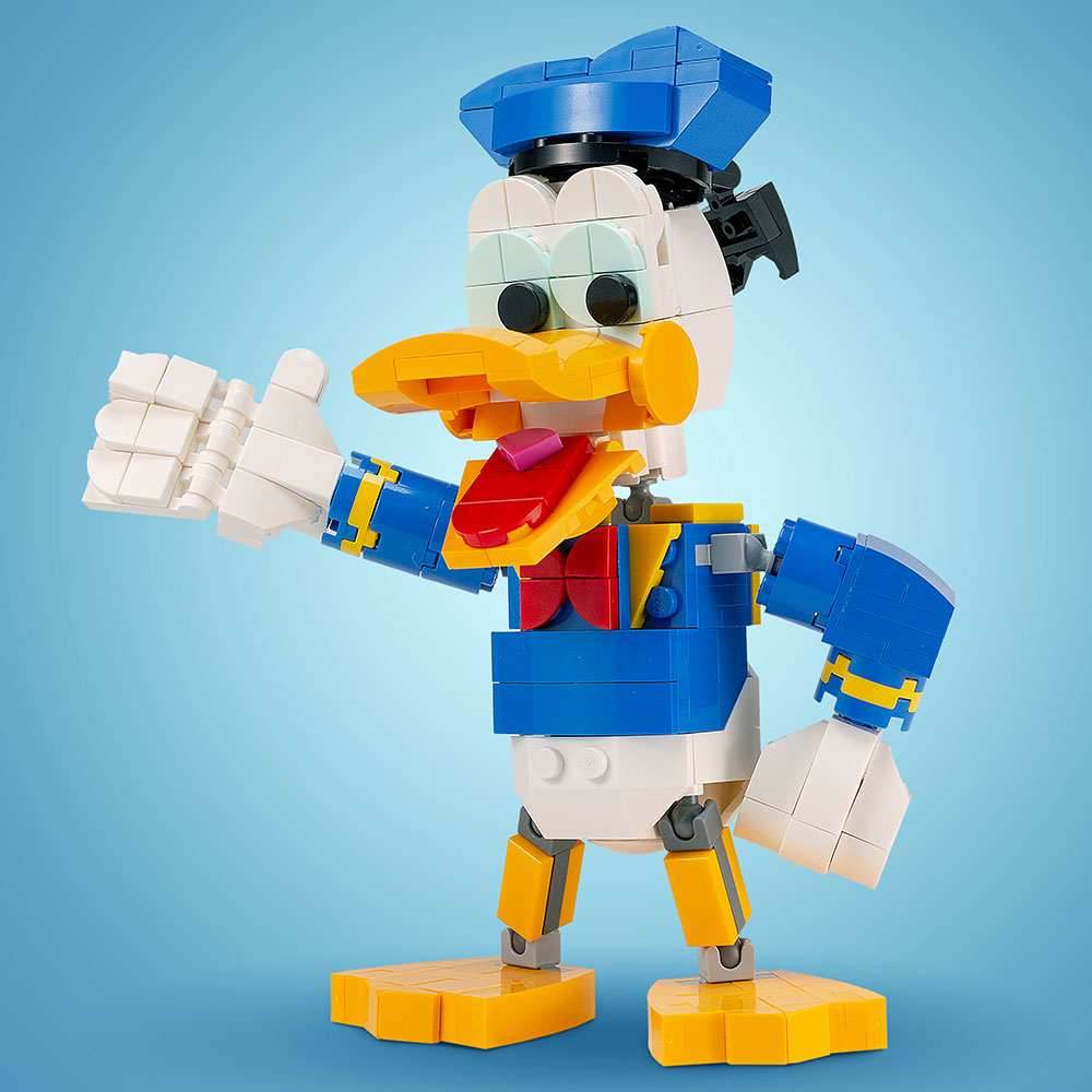 Donald - Custom MOC made using LEGO parts - 