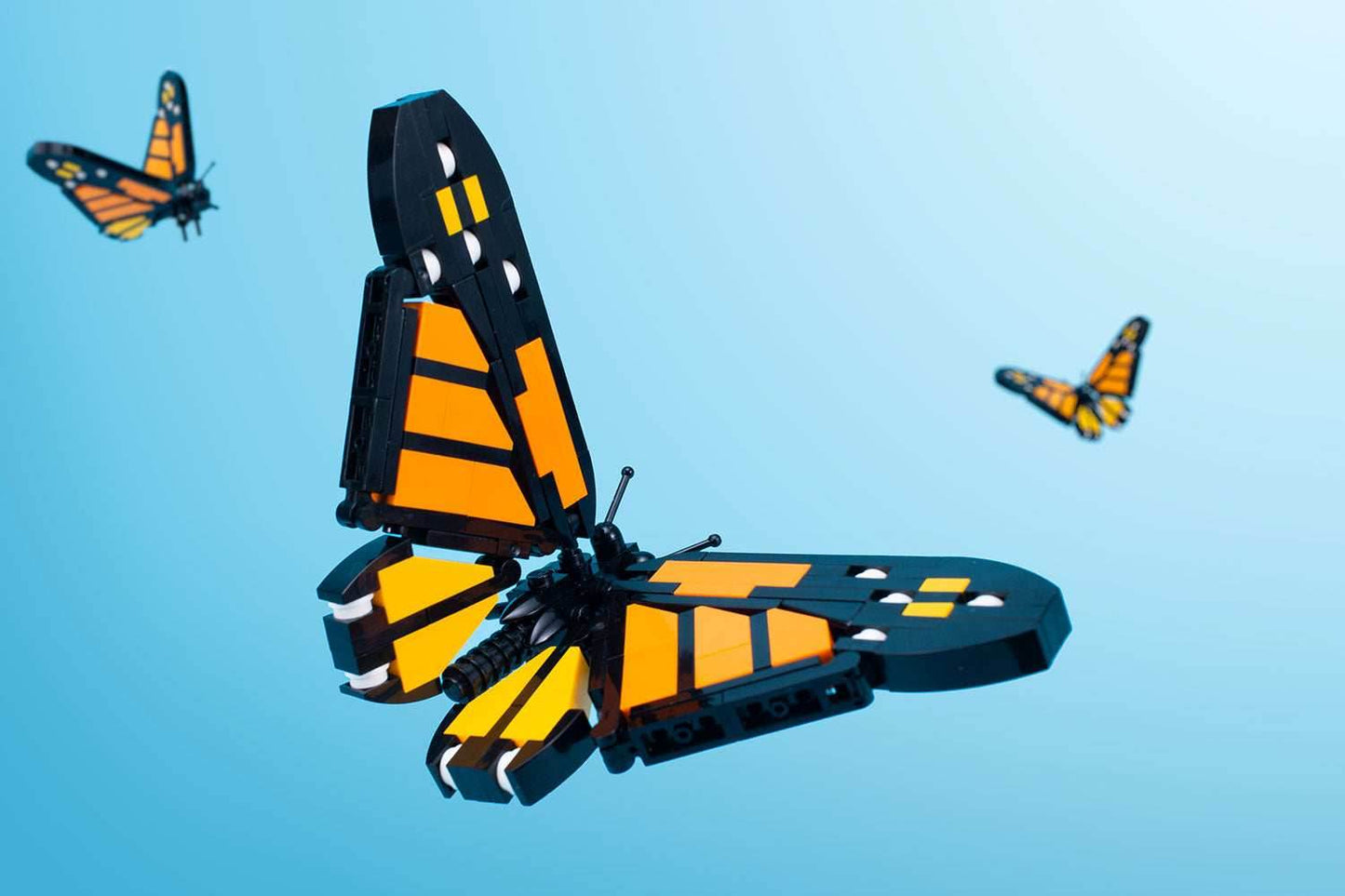 Monarch Butterfly - B3 Customs Building Set made using LEGO parts - 