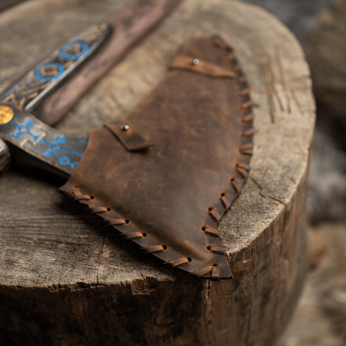 Leviathan Kratos axe with carved handle 35.8"