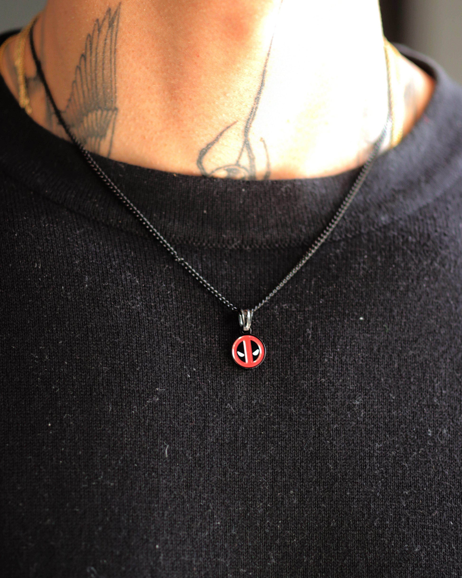 Marvel™ Deadpool Mask Necklace - Black