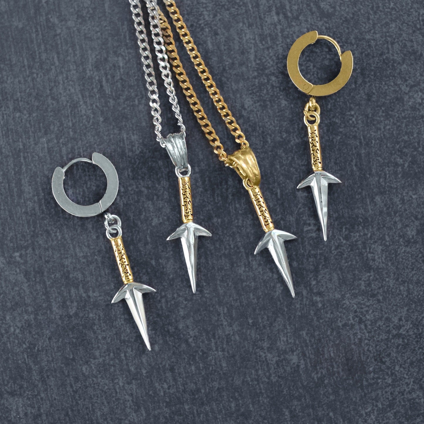 Naruto™ Minato's Kunai Necklace