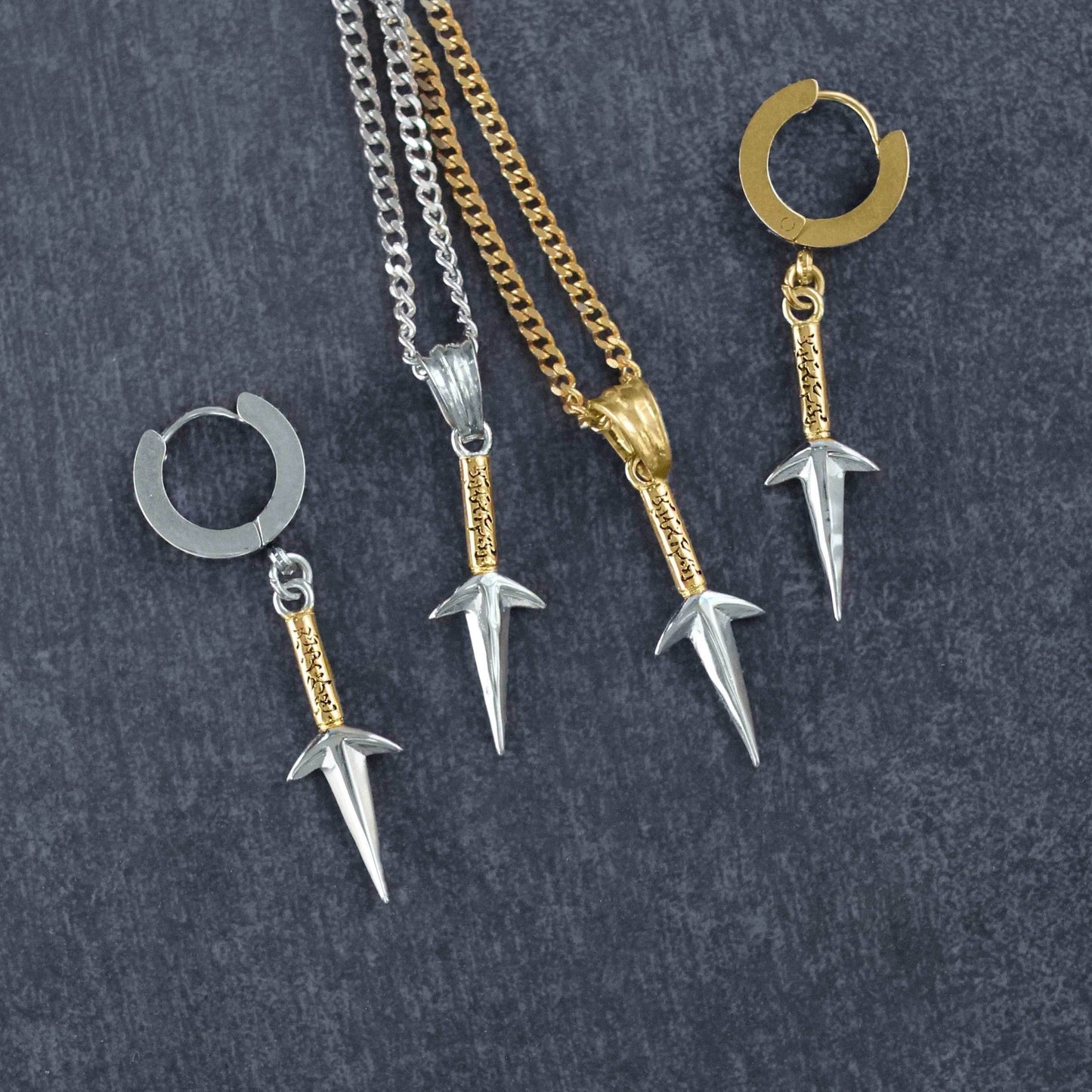Naruto™ Minato's Kunai Necklace - Chrome