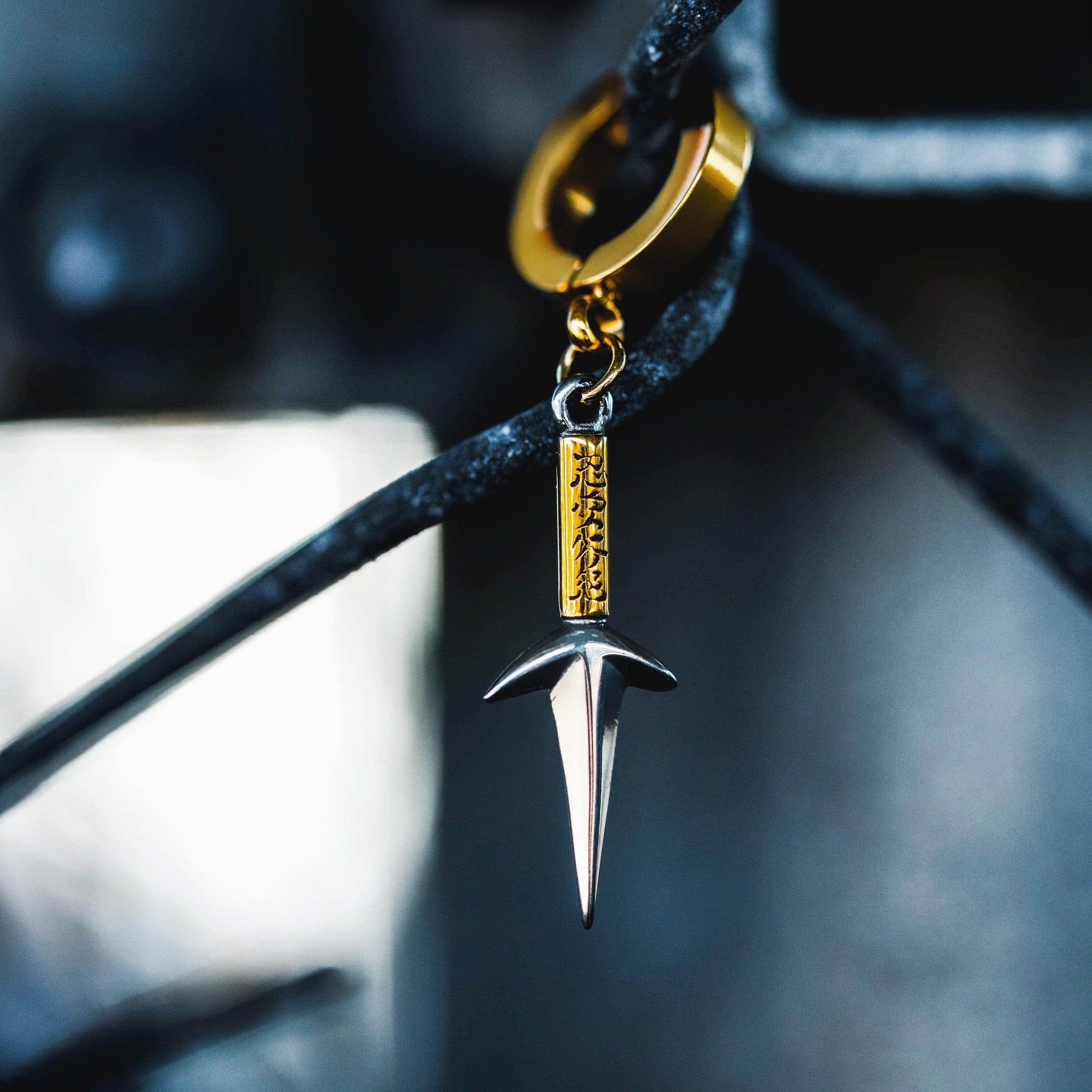 Naruto™ Minato's Kunai Earring - Chrome / Single