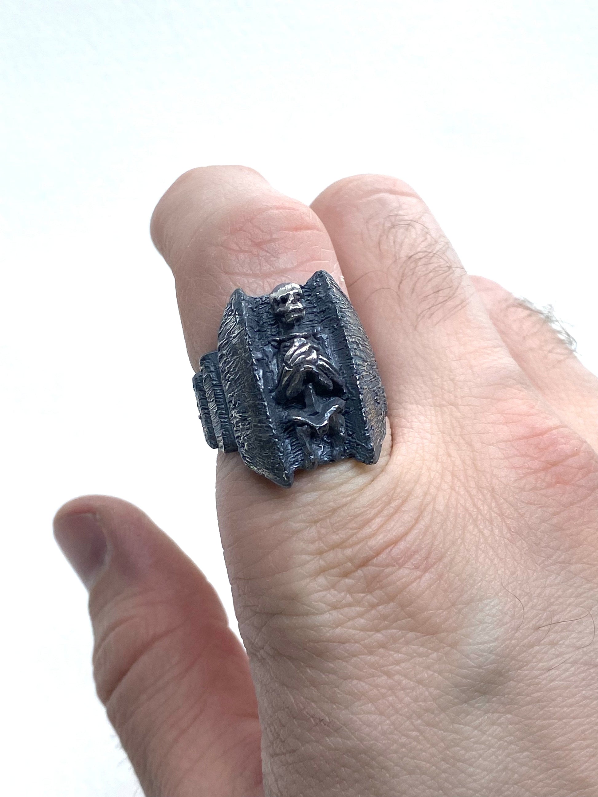 Momento Mori Ring in Sterling Silver Fulfilled Julian The 2nd