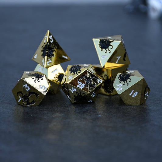 Monster Manual Dice - Gold and Black