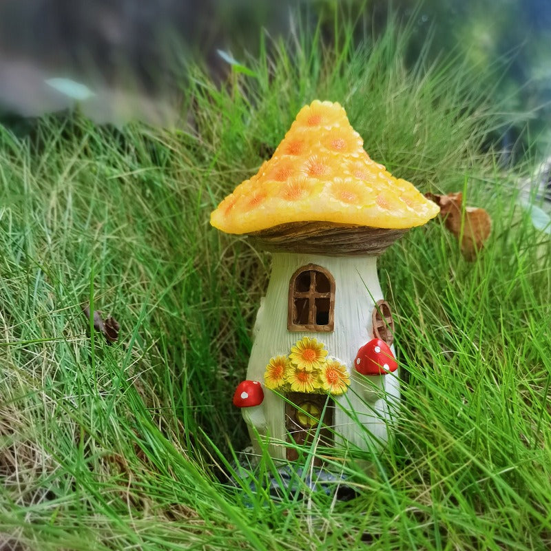 Mushroom House Resin Decoration Garden Courtyard Solar Light