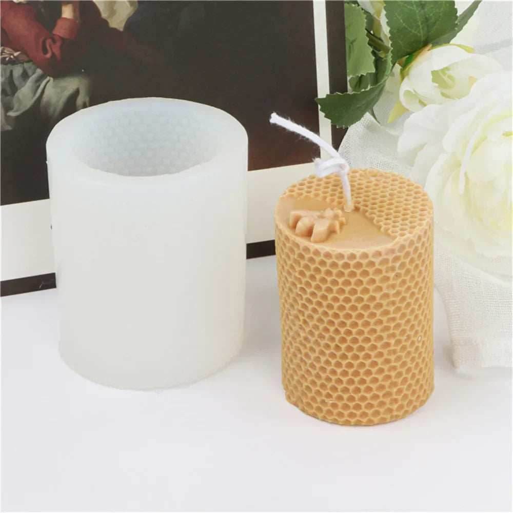 3D Honeycomb Beeswax Aromatherapy Handmade Candle With Mold - Squared