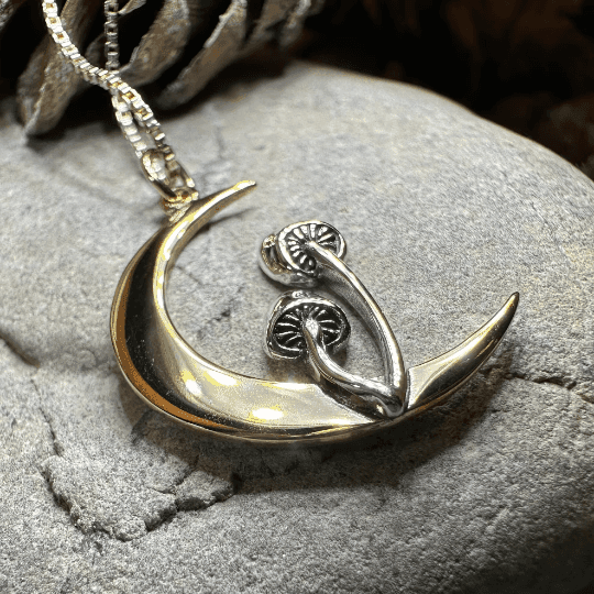 Moonlit Mushroom Necklace - 18