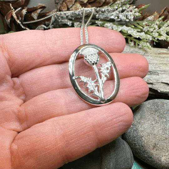 Gaisgeil Scottish Thistle Necklace - 18