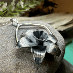 Snowdonia Daffodil Necklace - 18