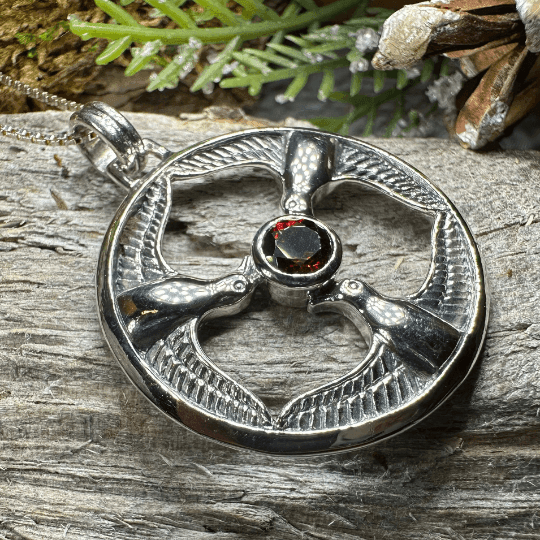 Rhiannon's Three Birds Goddess Necklace - Garnet