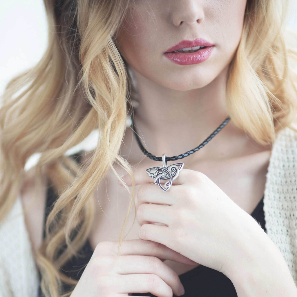 Ancient Treasures' Celtic Cat on Triquetra Stainless Steel Necklace - 