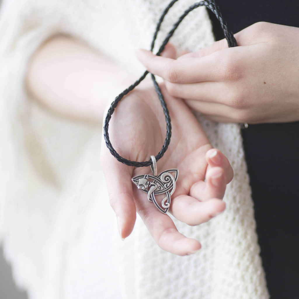 Ancient Treasures' Celtic Cat on Triquetra Stainless Steel Necklace - 