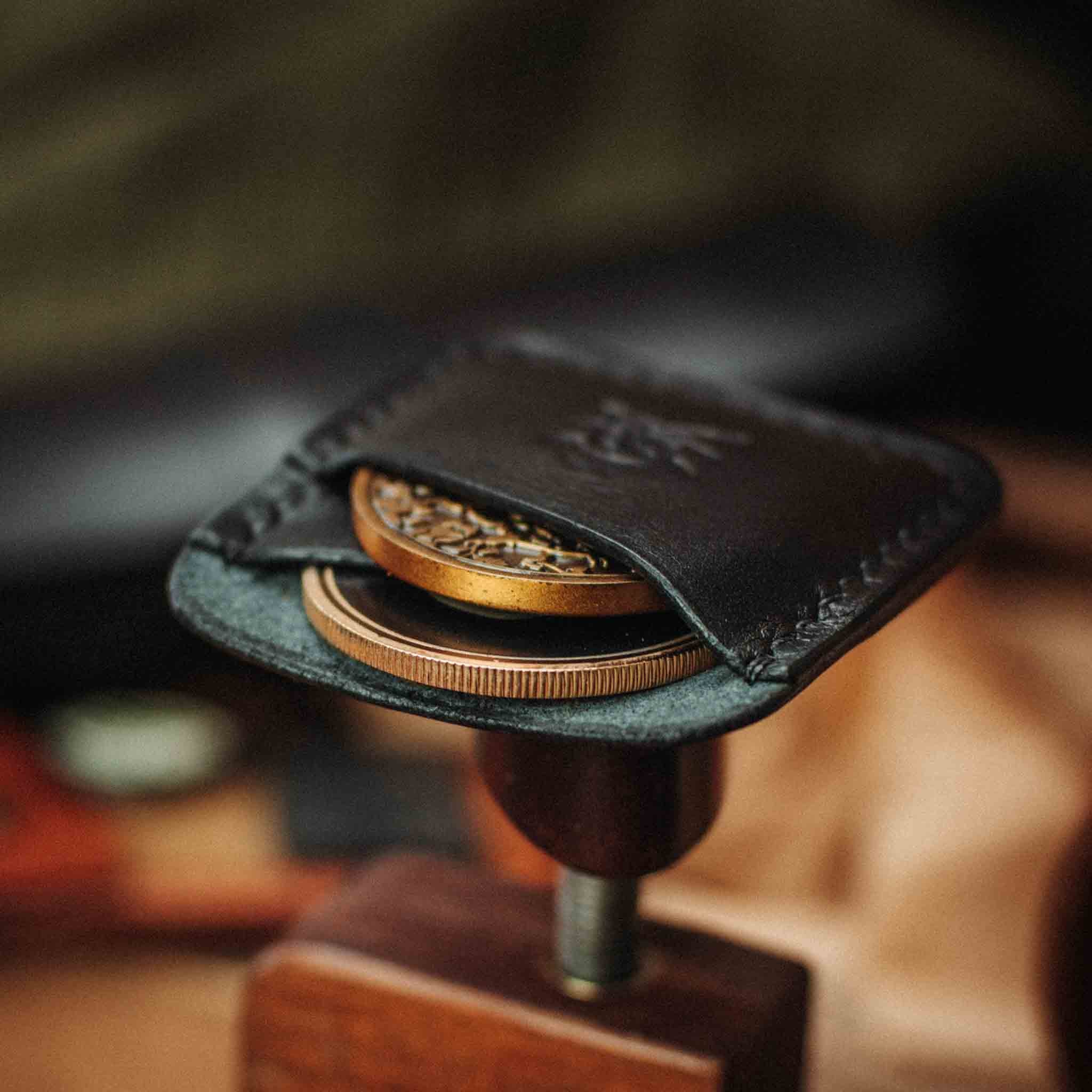 Peso Pocket Duo – Leather Holder for Two Coins | Pirate Goods