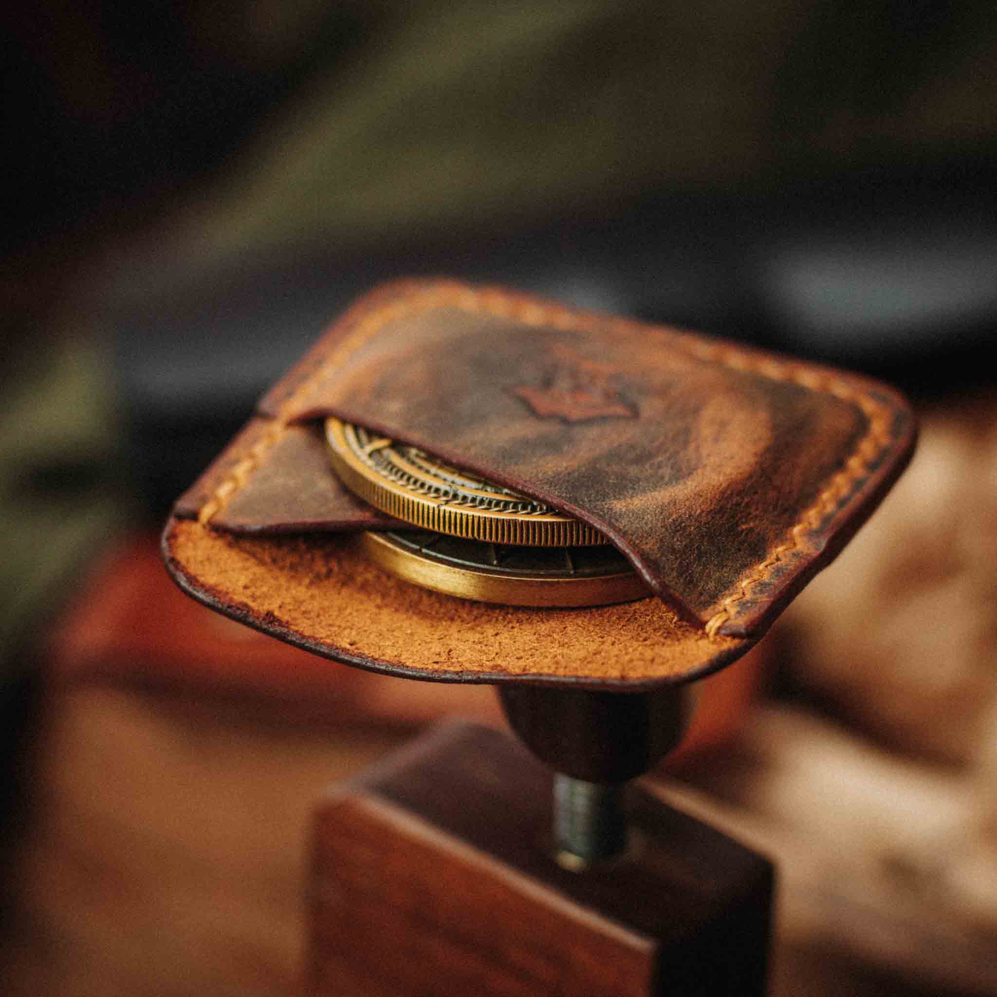 Peso Pocket Duo – Leather Holder for Two Coins | Pirate Goods