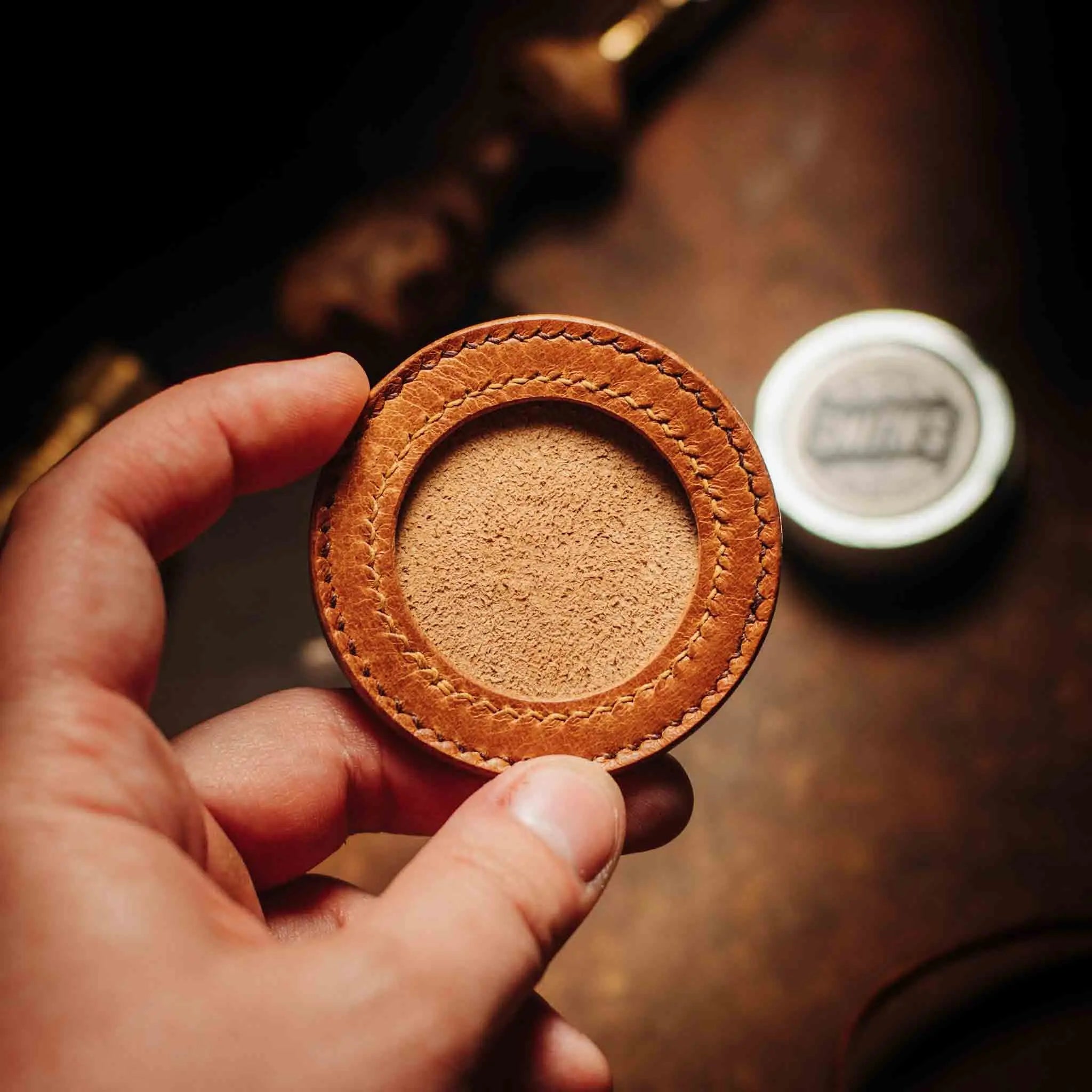 Peso Pocket v2 – Round Leather Coin Holder | Pirate Goods