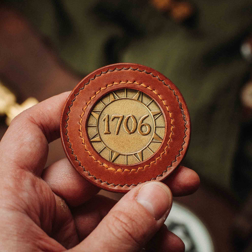Peso Pocket v2 – Round Leather Coin Holder | Pirate Goods