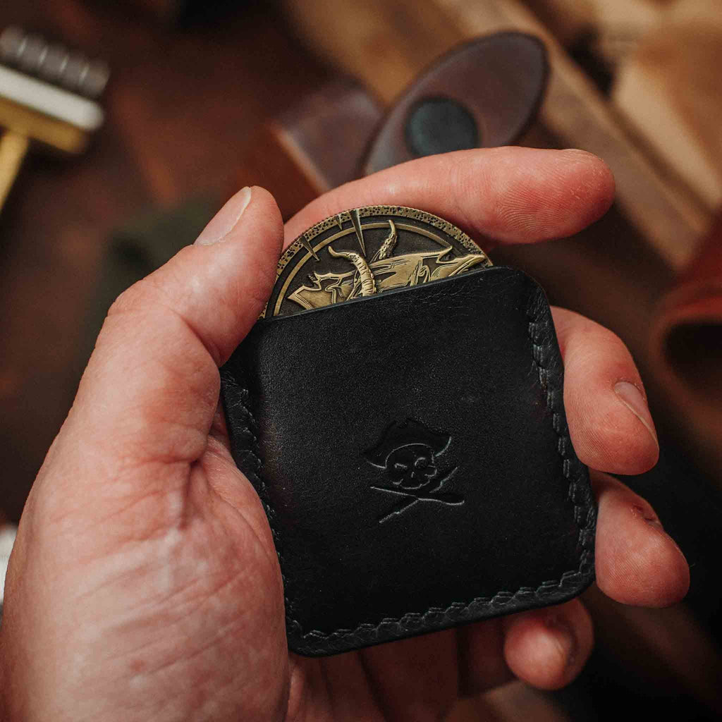 Peso Pocket v3 – Leather Challenge Coin Slip | Pirate Goods