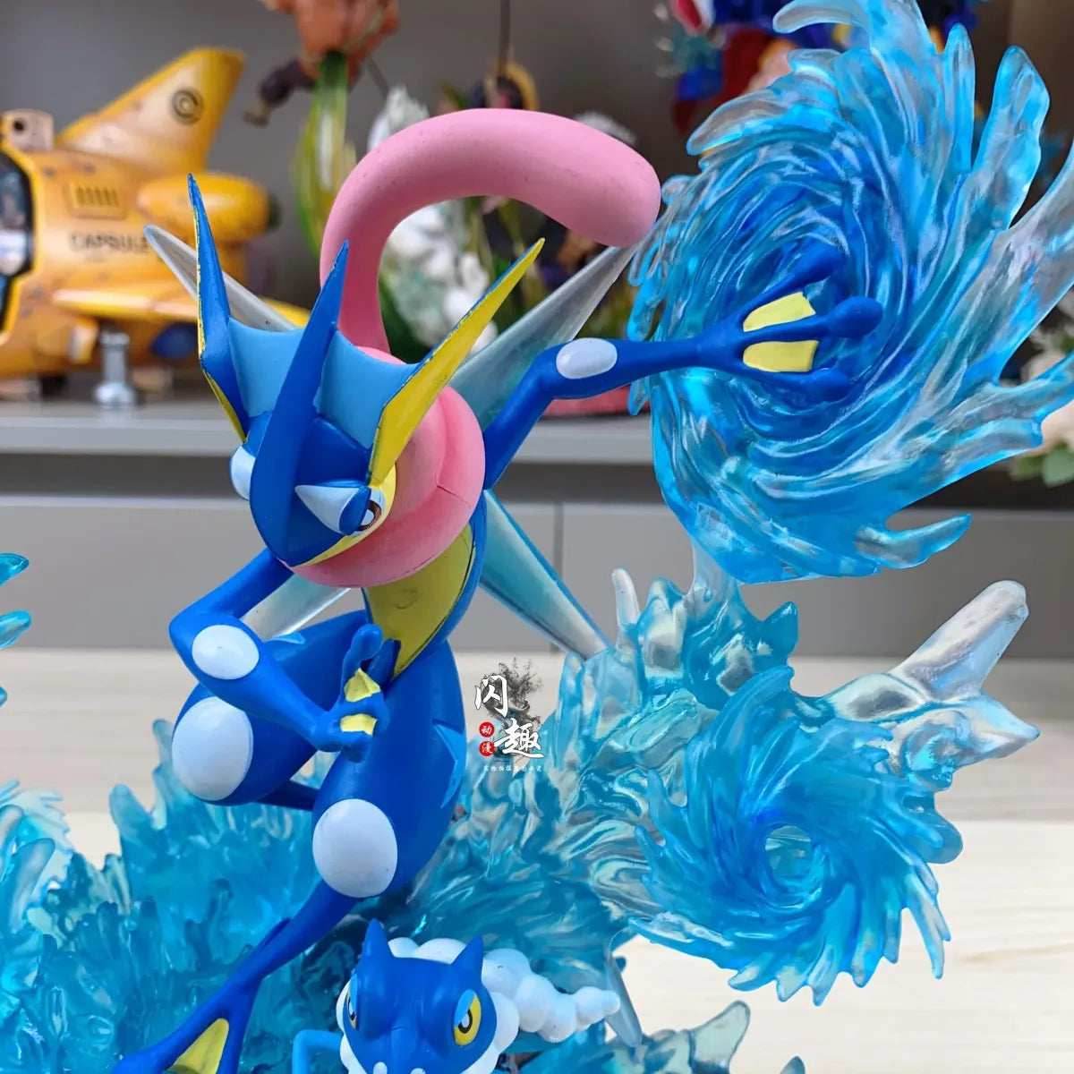 Pokemon Evolution Figures - Charizard, Eevee, Mewtwo, Gengar - 26cm Blastoise / no box